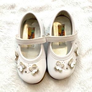 White butterfly dress shoes size 6